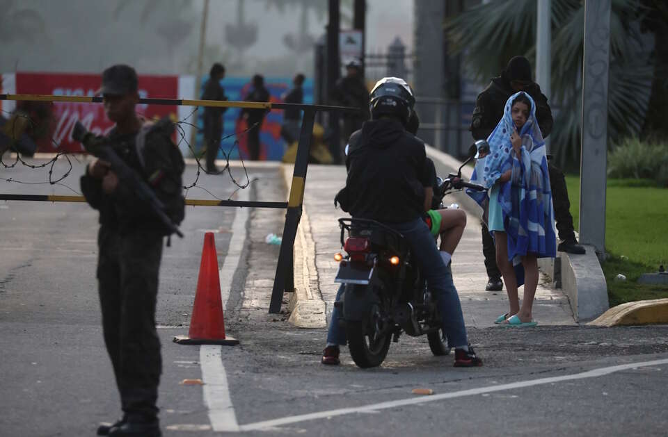 Združene države Amerike okrepile pritisk na Venezuelo in prevzele nadzor nad naftnimi viri