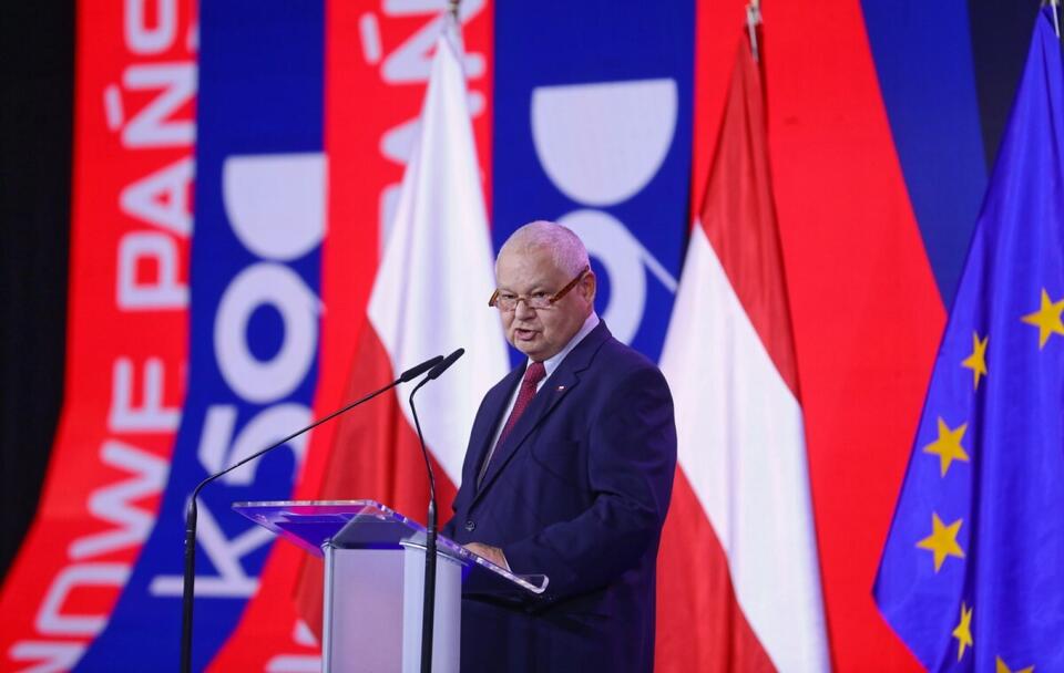Prezes NBP Adam Glapiński podczas Kongresu 590 w Warszawie  / autor: PAP/Rafał Guz