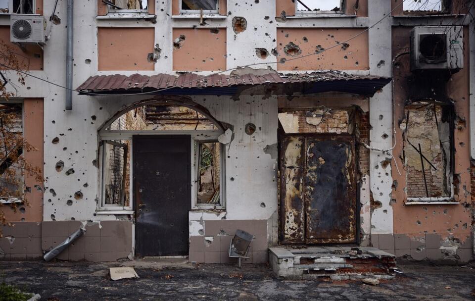 Zdjęcie ilustracyjne/ Zniszczenia w Iziumie w obwodzie charkowskim / autor: PAP/EPA/UKRAINIAN PRESIDENTIAL PRESS SERVICE /HANDOUT HANDOUT