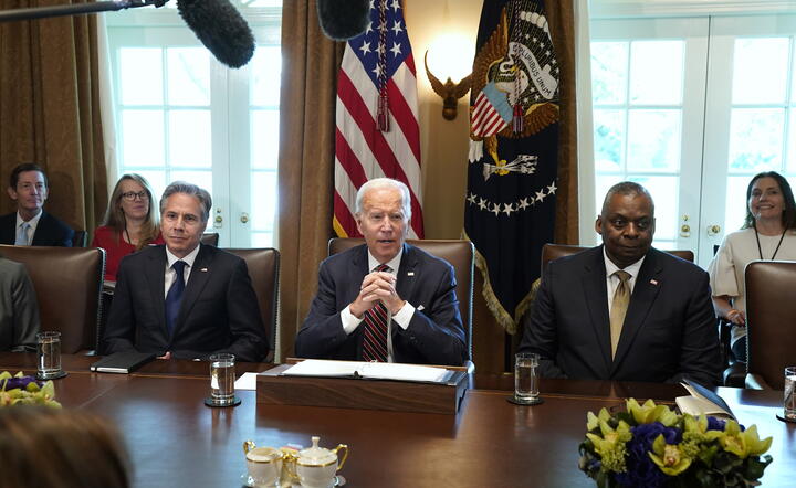 prezydent Joe Biden, sekretarz stanu Antony Blinken i sekretarz obrony USA Lloyd Austin / autor: fotoserwis PAP
