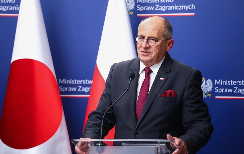 Minister Zbigniew Rau / autor: PAP/Tomasz Gzell