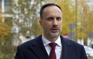 Janusz Kowalski zabrał głos nt. cen paliw / autor: Fratria