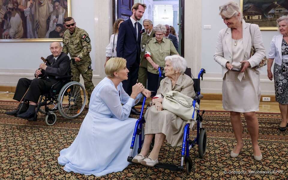 Pierwsza Dama przyjęła kombatantów w Pałacu Prezydenckim / autor: Grzegorz Jakubowski / KPRP
