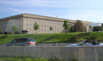 Pentagon zgubił 800 mln dolarów
