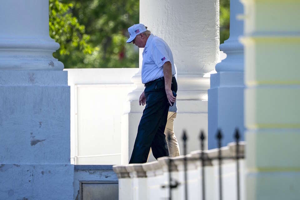 Trump dostanie prezent od Nawrockiego!