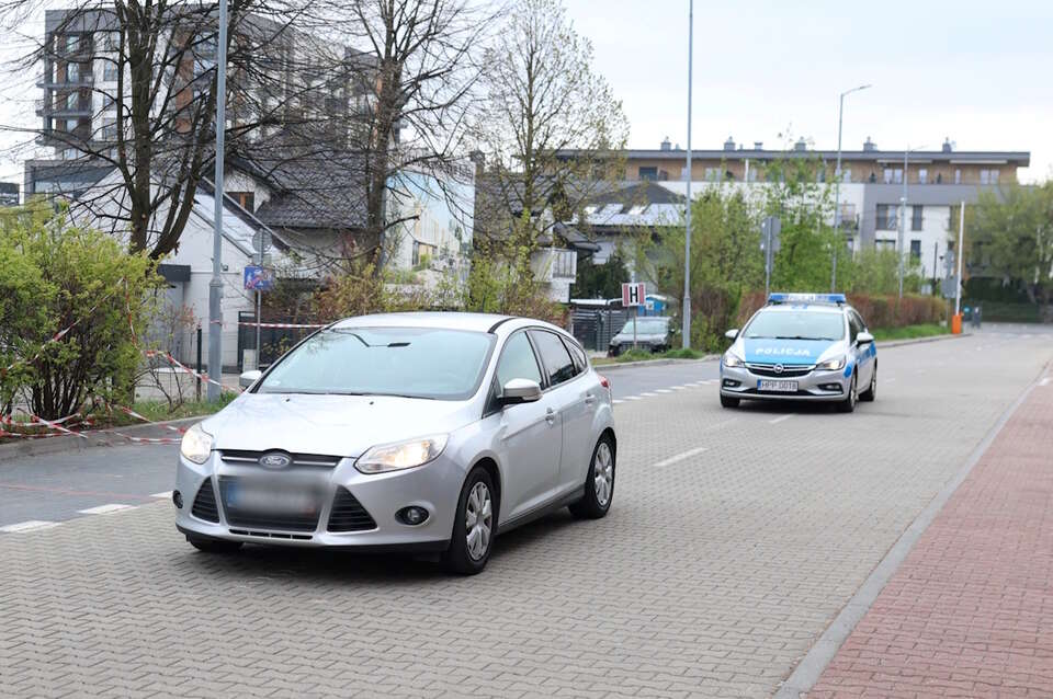 Doprowadzenie podejrzanego do sądu / autor: PAP/Art Service