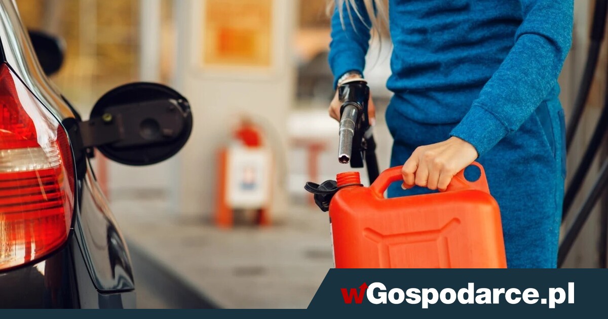 Kierowcy ryzykują i tankują paliwo na zapas