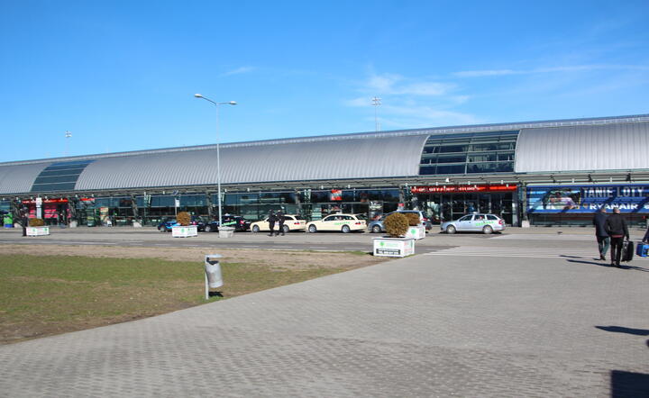 Lotnisko w Modlinie / autor: Fratria