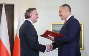 Prezydent RP Karol Nawrocki i nowy szef Biura Bezpieczeństwa Narodowego Bartosz Grodecki  / autor: PAP/Leszek Szymański
