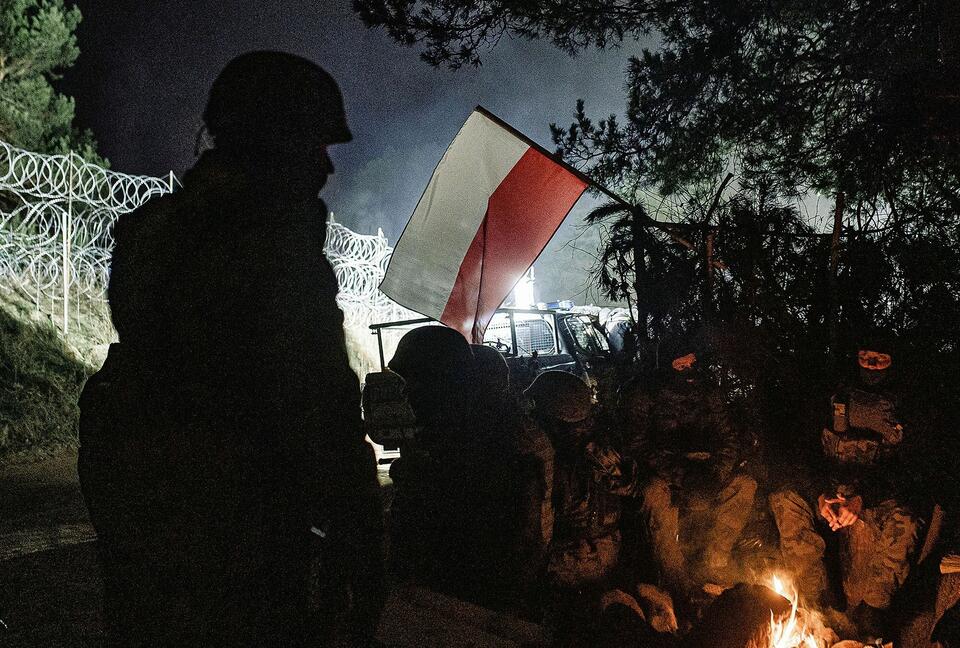 11 listopada 2021 roku na granicy polsko - białoruskiej, Operacja Silne Wsparcie / autor: Fot. Irek Dorozanski / DWOT 