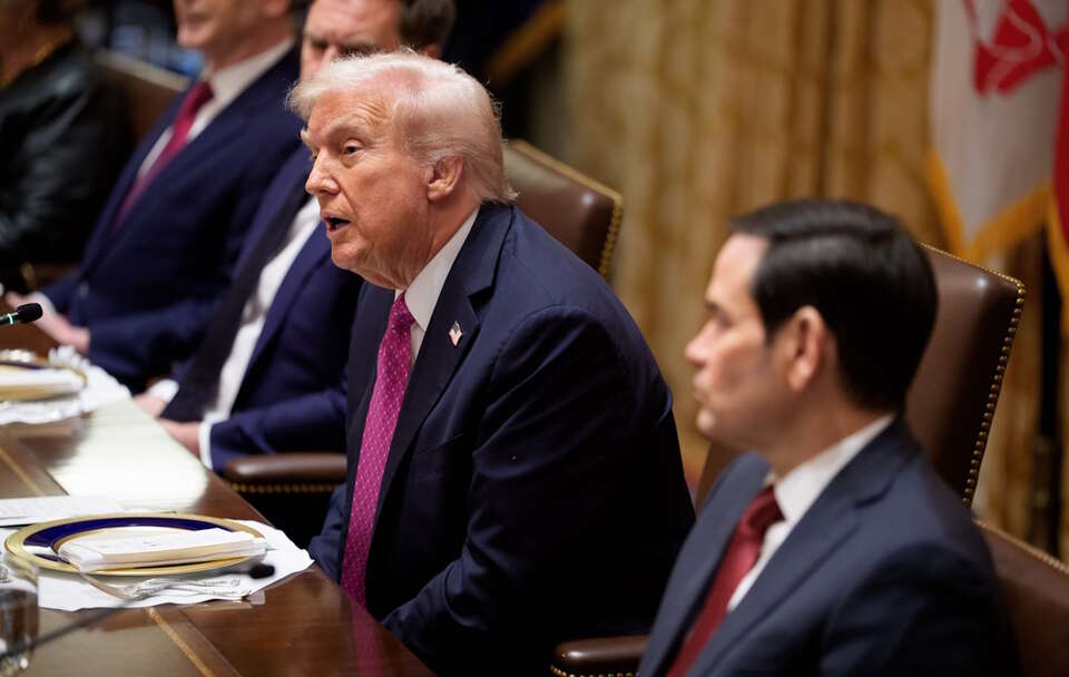 Donald Trump / autor: 	PAP/EPA/AARON SCHWARTZ / POOL
