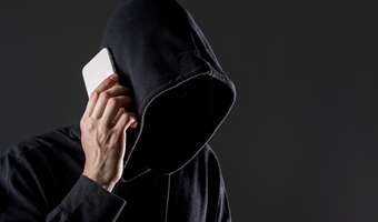 Uwaga! Masowo oszukują „na kuriera”