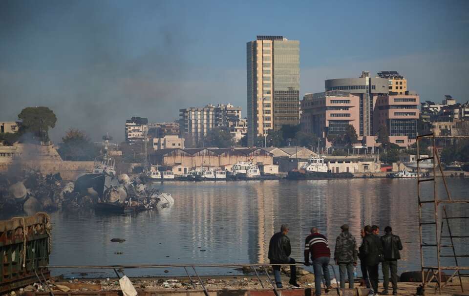 Zniszczenia w porcie Latakia / autor: PAP/EPA/BILAL AL HAMMOUD