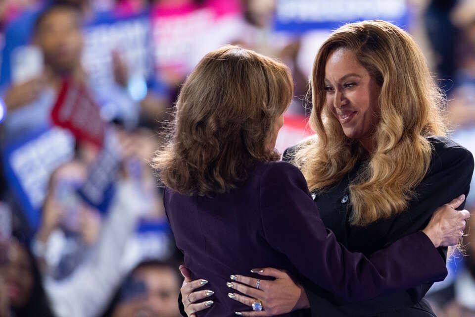 	USA ELECTION HARRIS HOUSTON / autor: PAP/EPA/CARLOS RAMIREZ