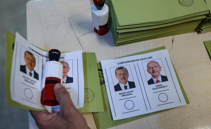 wybory w Turcji / autor: PAP/EPA/ERDEM SAHIN