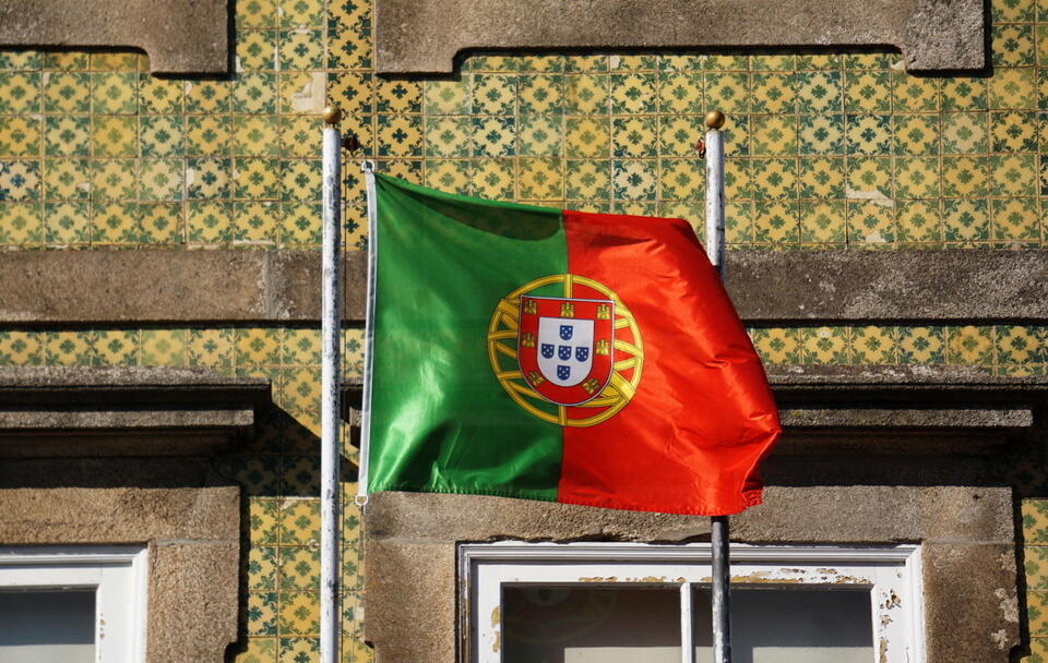 Flaga Portugalii / autor: Fratria