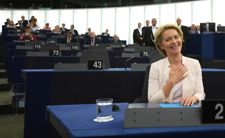 Ursula von der Leyen tuż po wyborze na przewodniczącą Komisji Europejskiej / autor: PAP/ EPA/PATRICK SEEGER 