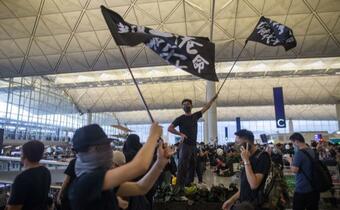 Chiny widzą „oznaki terroryzmu” w Hong Kongu
