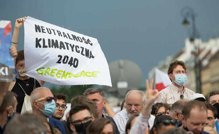 Greenpeace atakuje Polskę. Chcą ją osłabić