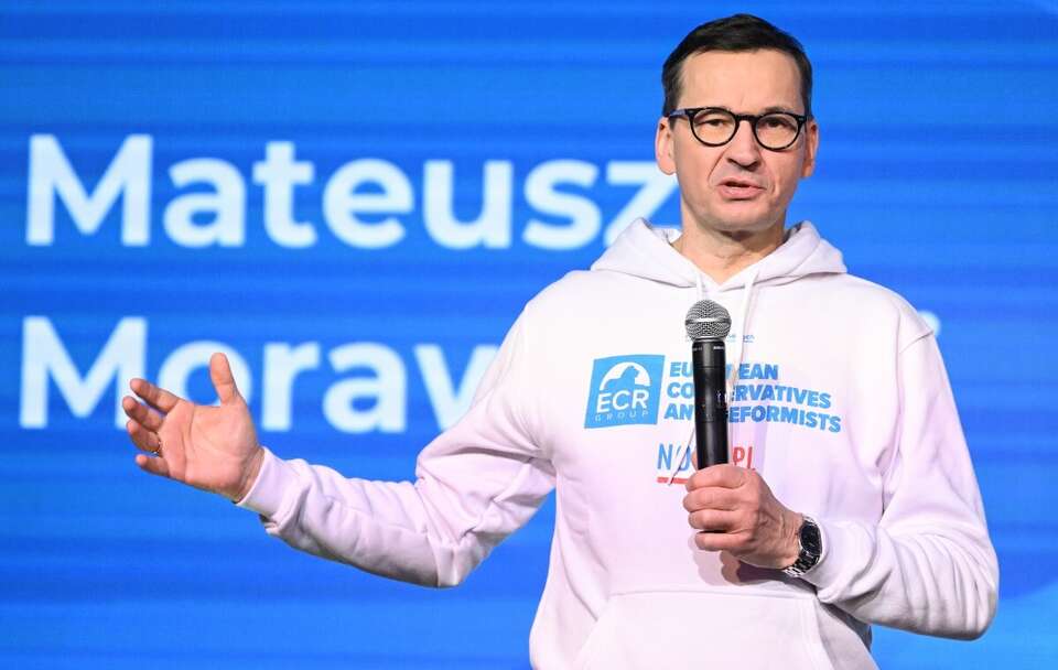 Mateusz Morawiecki podczas panelu "Przyszłość europejskiego konserwatyzmu" w ramach ECR Kongresu Młodych w Lubelskim Centrum Konferencyjnym / autor: PAP/Wojtek Jargiło