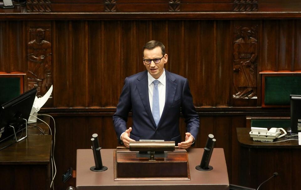 Premier Mateusz Morawiecki na sali obrad Sejmu / autor: PAP/Albert Zawada