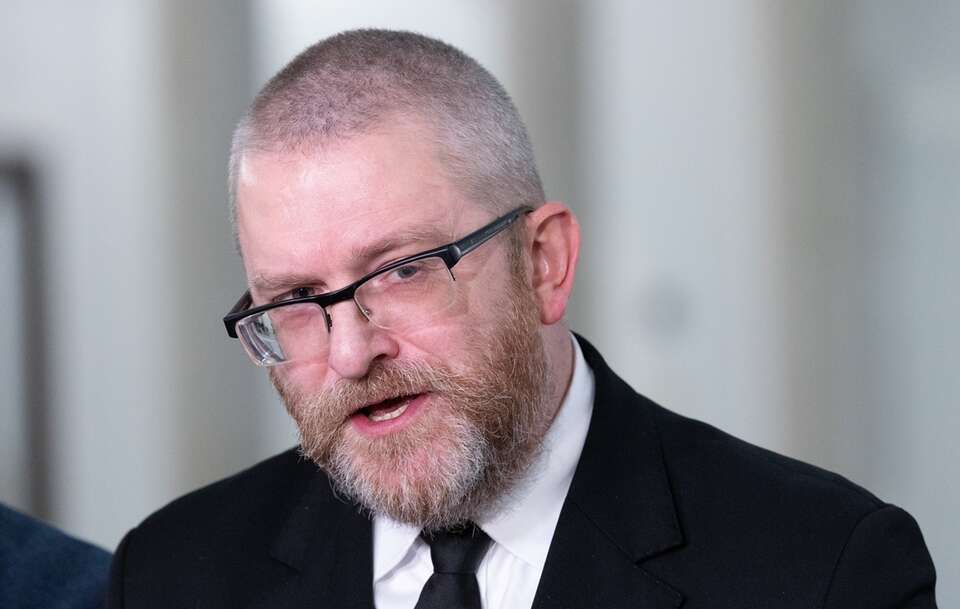 Prokuratura wystąpiła do PE o zgodę na zatrzymanie Brauna