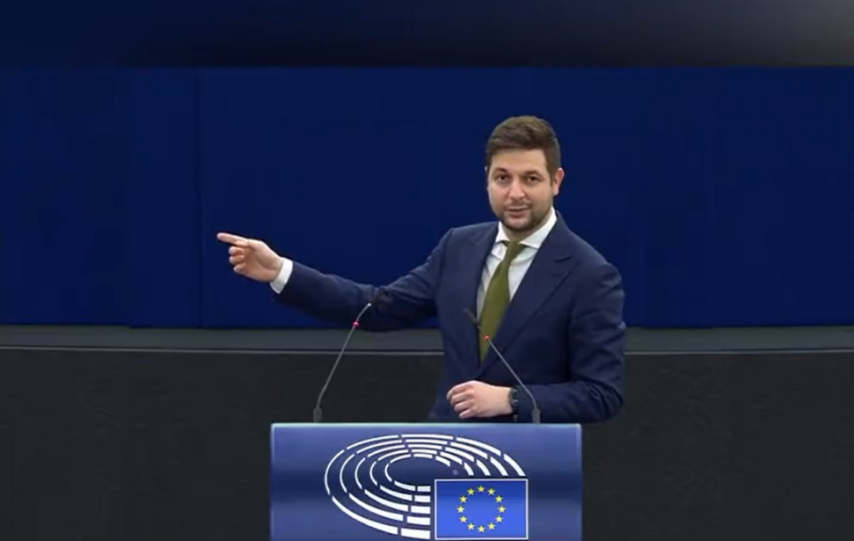 Patryk Jaki podczas wystąpienia w europarlamencie / autor: Twitter/Patryk Jaki