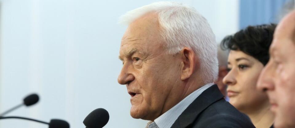 fot. PAP/Tomasz Gzell