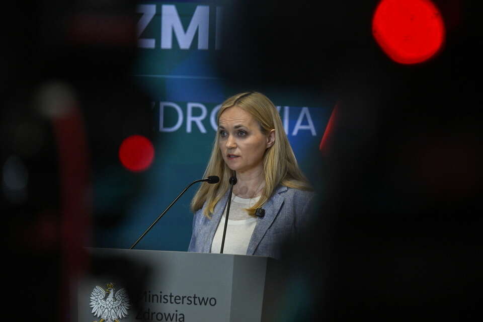 Minister zdrowia w końcu to dostrzegła... "Zmiany są niezbędne"