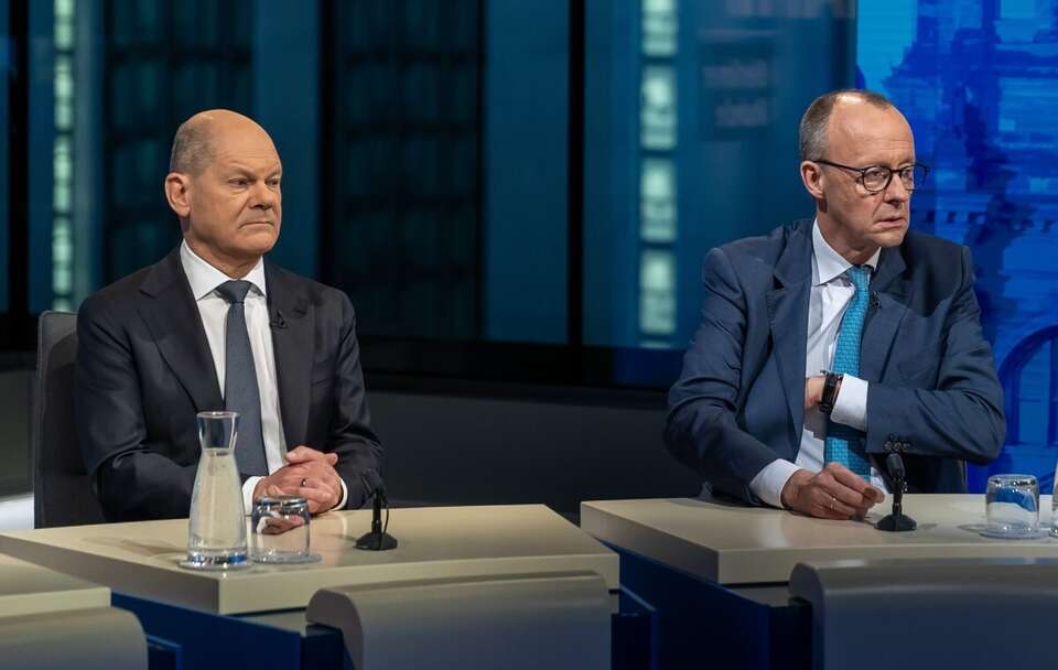 Olaf Scholz i Friedrich Merz / autor: PAP/EPA/ANDREAS GORA / POOL