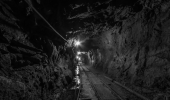 Górnicy z zamykanej kopalni Makoszowy przeniosą się do PGG i JSW