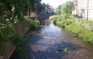 Alarmująca sytuacja w rzecze Bóbr / autor: Platanacero, CC BY-SA 4.0 <https://creativecommons.org/licenses/by-sa/4.0>, via Wikimedia Commons