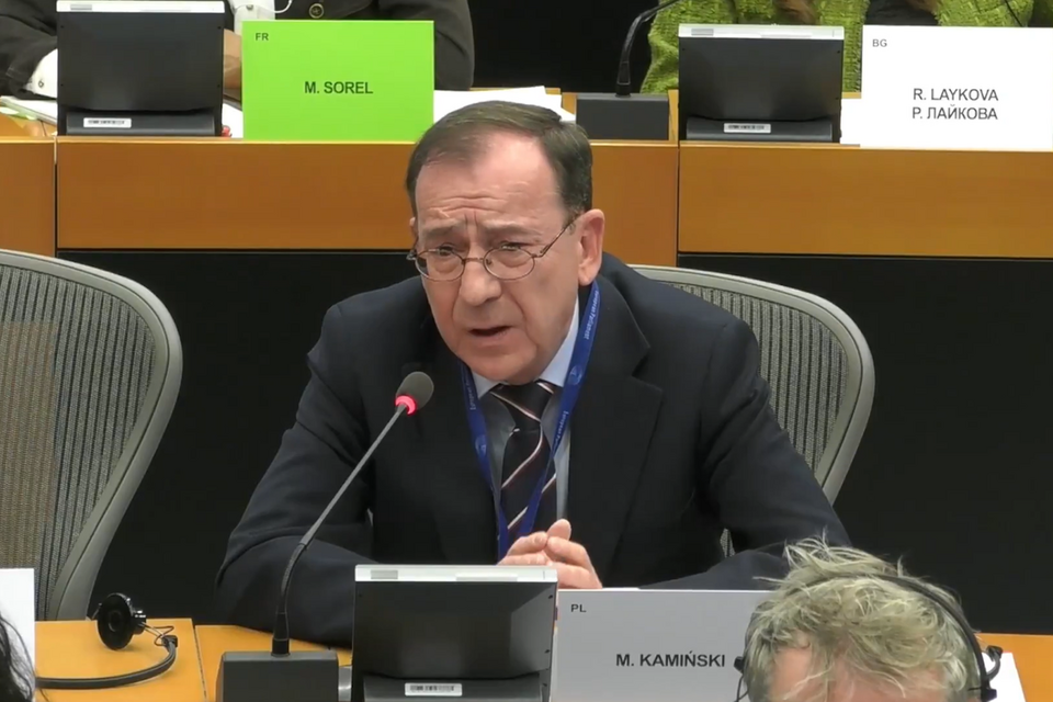 A compromising EU task  on corruption. Kamiński bluntly