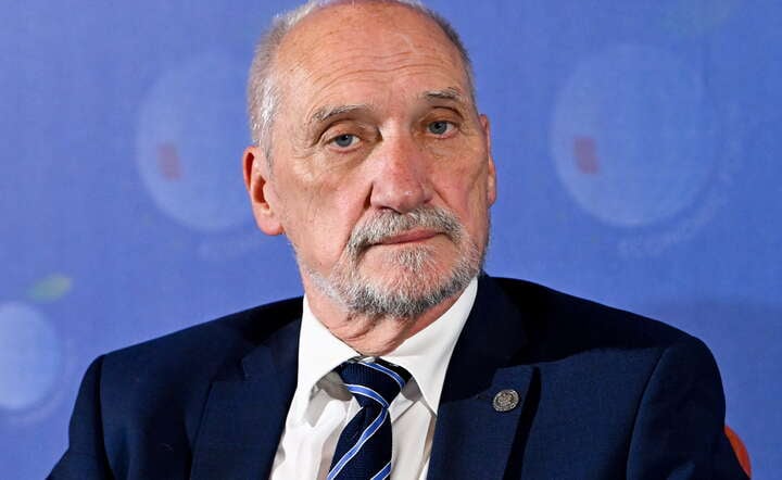 Były szef MON Antoni Macierewicz / autor: PAP