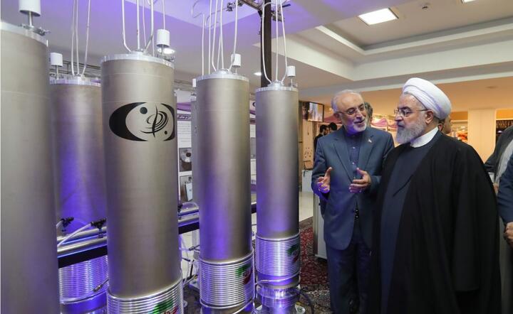 Teheran nie będzie już wykonywać umowy nuklearnej z 2015 r. / autor: PAP/EPA/IRANIAN PRESIDENCY OFFICE HANDOUT