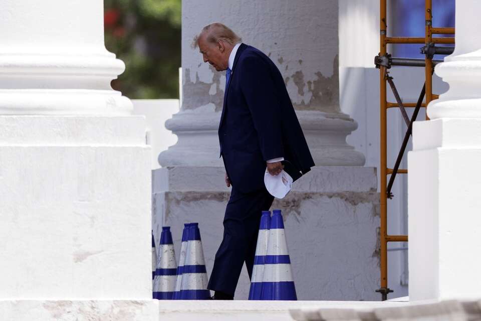 Prezydent USA Donald Trump / autor: PAP/EPA/WILL OLIVER / POOL