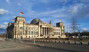 UE nałożyła sankcje na Rosjan za cyberatak na Bundestag