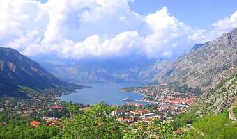 Czarnogóra - wybory do parlamentu wskażą przyszły kierunek: NATO czy Rosja?