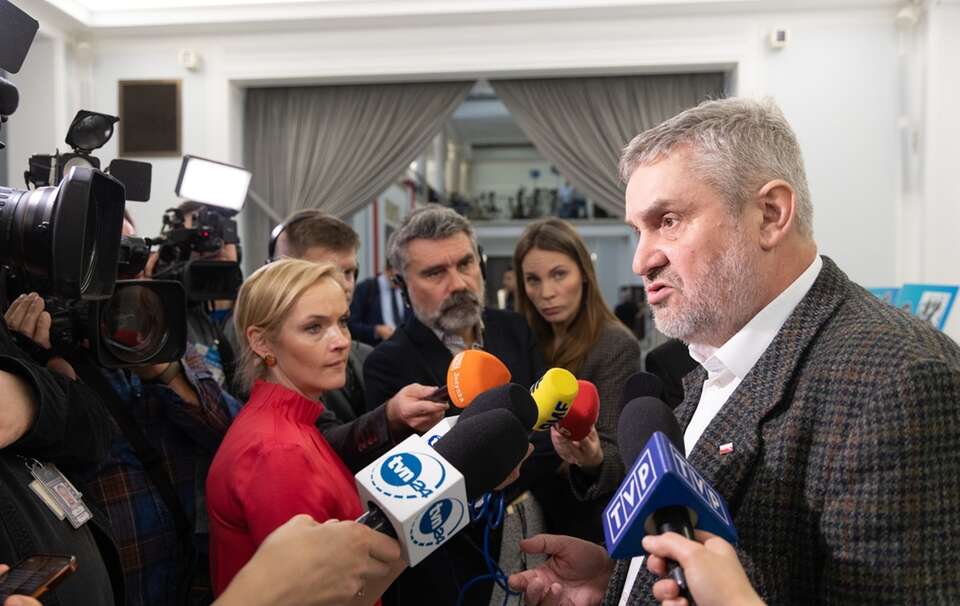 Ardanowski z aktem oskarżenia. euforia Żurka i Szłapki