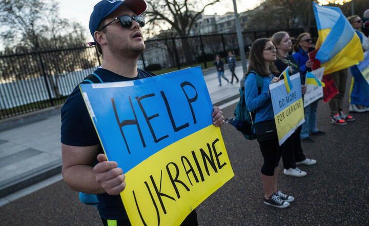 Protest przeciw wojnie w Ukrainie / autor: PAP/EPA