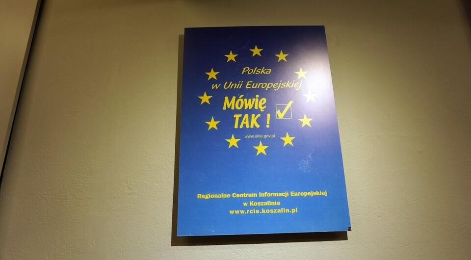 Wystawa poswięcona referendum akcesyjnemu w 2003 roku, Muzeum w Koszalinie. / autor: Michał Karnowski / Fratria