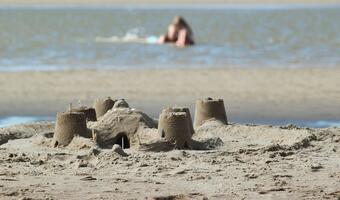 Italia: Zakaz budowy zamków z piasku
