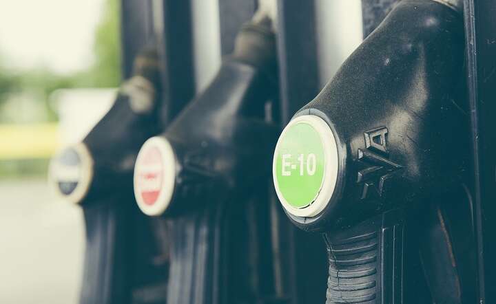 Ceny paliw na stacjach ustabilizowały się, ale sytuacja na rynku ropy może ten stan zmienić / autor: Pixabay