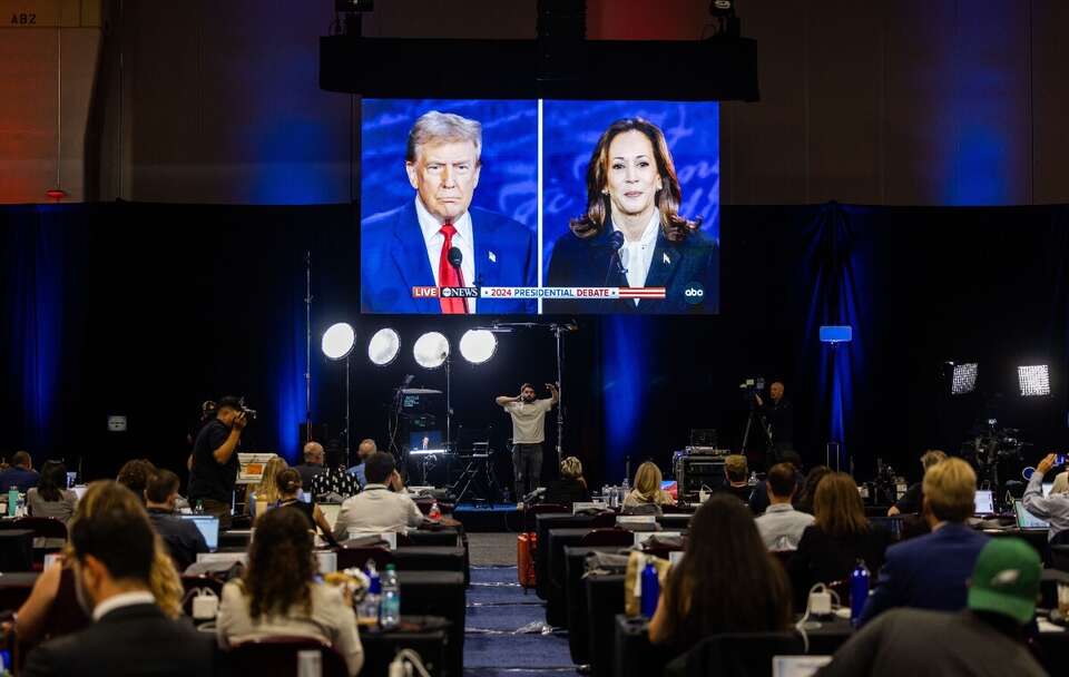 Donald Trump i Kamala Harris  / autor: PAP/EPA/JIM LO SCALZO