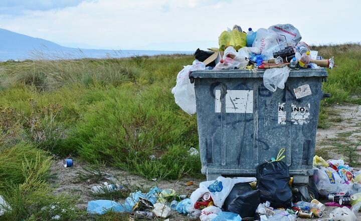 RPO: naliczanie opłat za wywóz śmieci do pilnej korekty