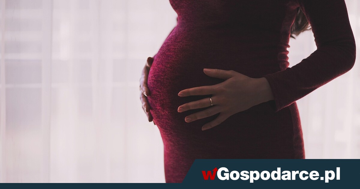 Prawdziwe piekło kobiet. "Zamknięto 29 oddziałów położniczych"