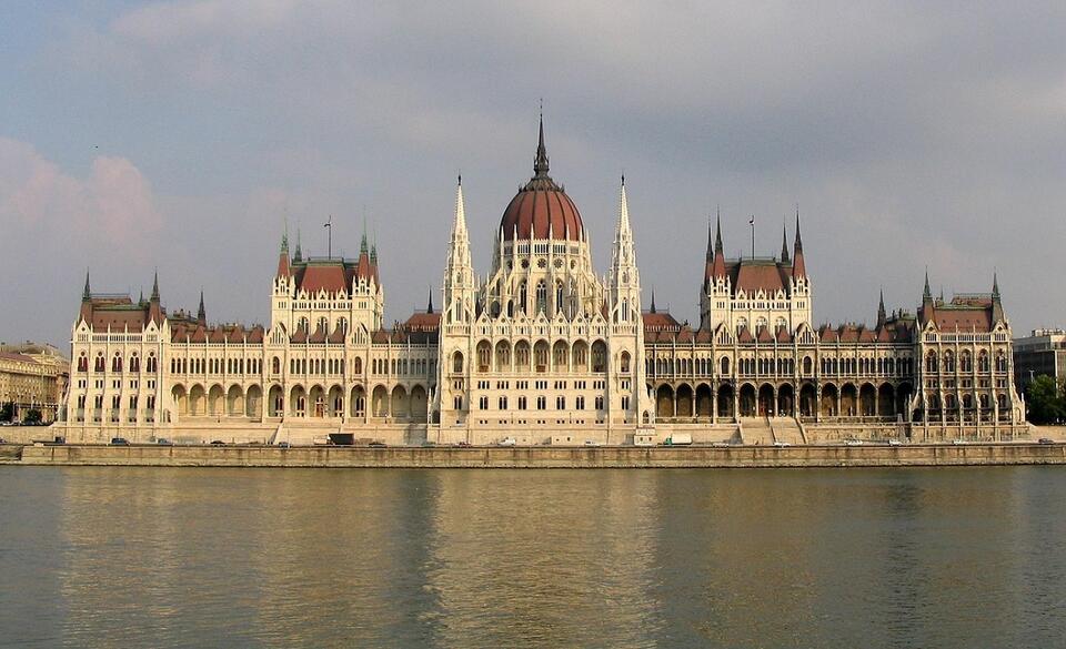 Węgierski parlament / autor: By Dirk Beyer - Praca własna, CC BY-SA 3.0, https://commons.wikimedia.org