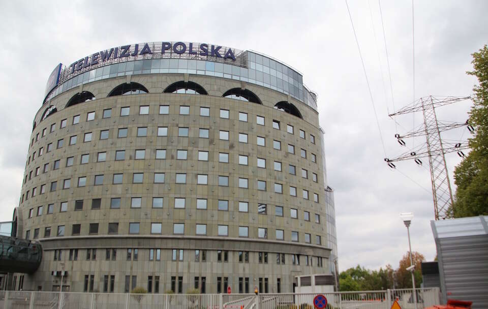 TVP w likwidacji zrezygnowała z emisji gotowego serialu na podstawie powieści Bronisława Wildsteina.  / autor: Fratria