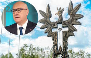 Pomnik ofiar zbrodni wołyńskiej / autor: Fratria
