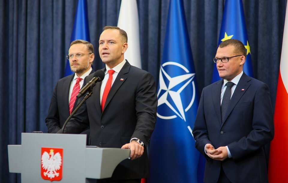Konferencja prezydenta Karola Nawrockiego / autor: PAP/Leszek Szymański